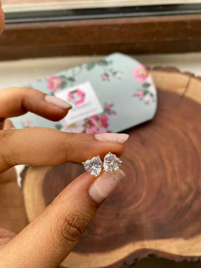 attrangi Earrings 1 Carat Heart Shaped Solitaires in Gold Polish