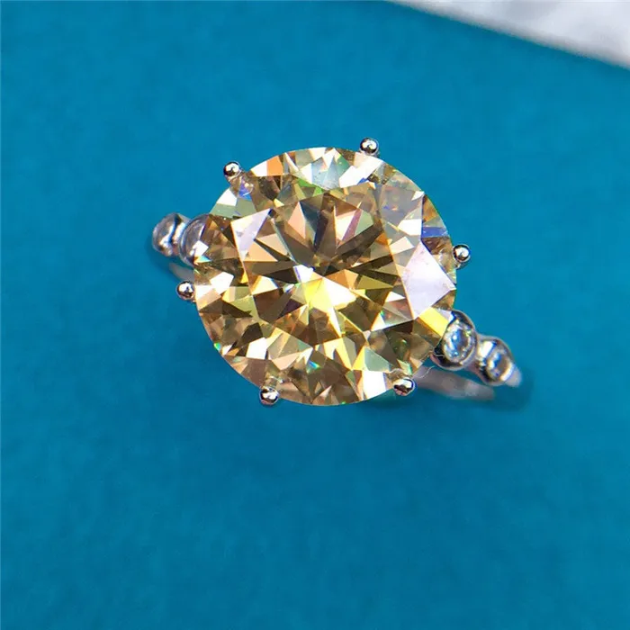 Rings Leyloon Jewelry 5 Carat Round Moissanite Ring 6 Prong Reverse Tapered Scalloped Shank VVS Vivid Yellow