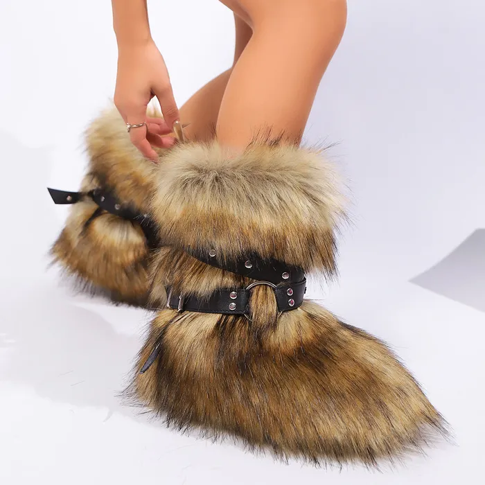 Rings THE LUMI SHOP Wild Bear Funky Fuzzy Boots
