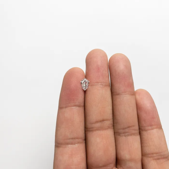 081ct 796x564x269mm SI1 F Kite Step Cut 1964901 Misfit Diamonds Rings
