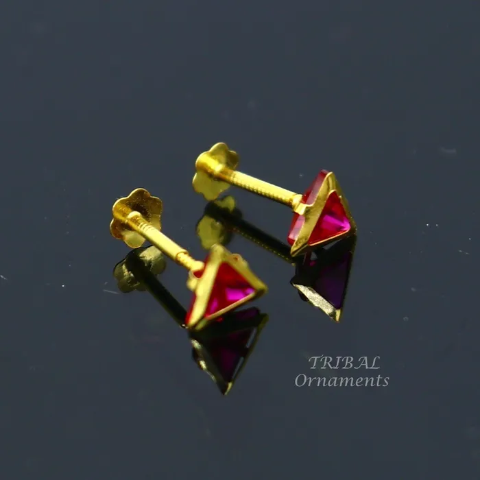 Earrings TRIBAL ORNAMENTS 4mm 18kt yellow gold handmade single red stone Triangle shape stud earring cartilage earring customized unisex screw back jewelry er152