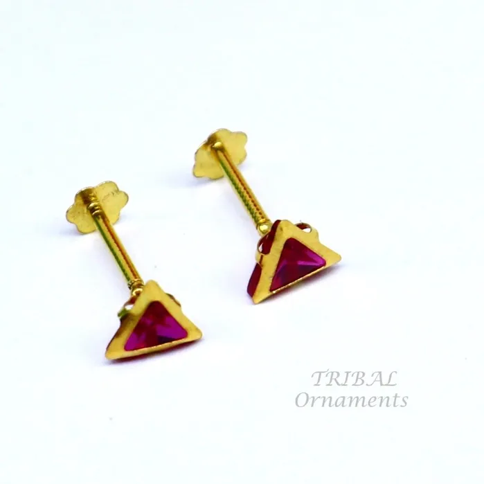 Earrings TRIBAL ORNAMENTS 4mm 18kt yellow gold handmade single red stone Triangle shape stud earring cartilage earring customized unisex screw back jewelry er152
