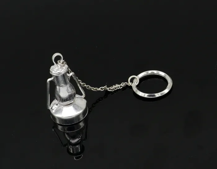 Necklaces TRIBAL ORNAMENTS 925 Sterling silver handmade vintage oil lamphariken design solid key chain royal gifting silver accessories unisex gift kch17