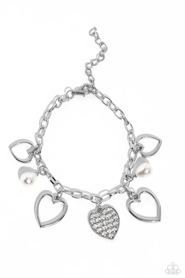 Bracelets Paparazzi Jewelry Paparazzi Bracelet GLOW Your Heart White Bracelets Paparazzi Jewelry Paparazzi Bracelet GLOW Your Heart White