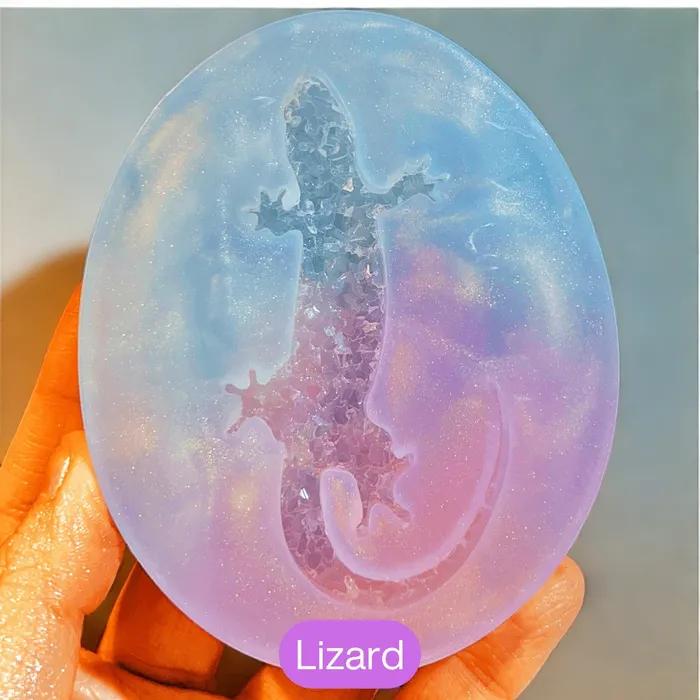 Charm Necklaces IntoResin Handmade Cluster Inlay Sea Creatures Land Animals Decorations Pendants Resin Molds