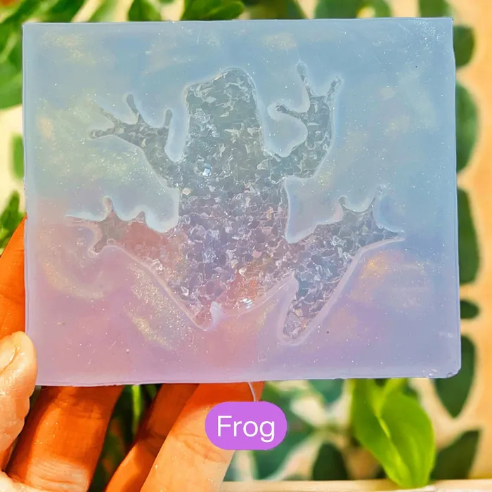 Charm Necklaces IntoResin Handmade Cluster Inlay Sea Creatures Land Animals Decorations Pendants Resin Molds