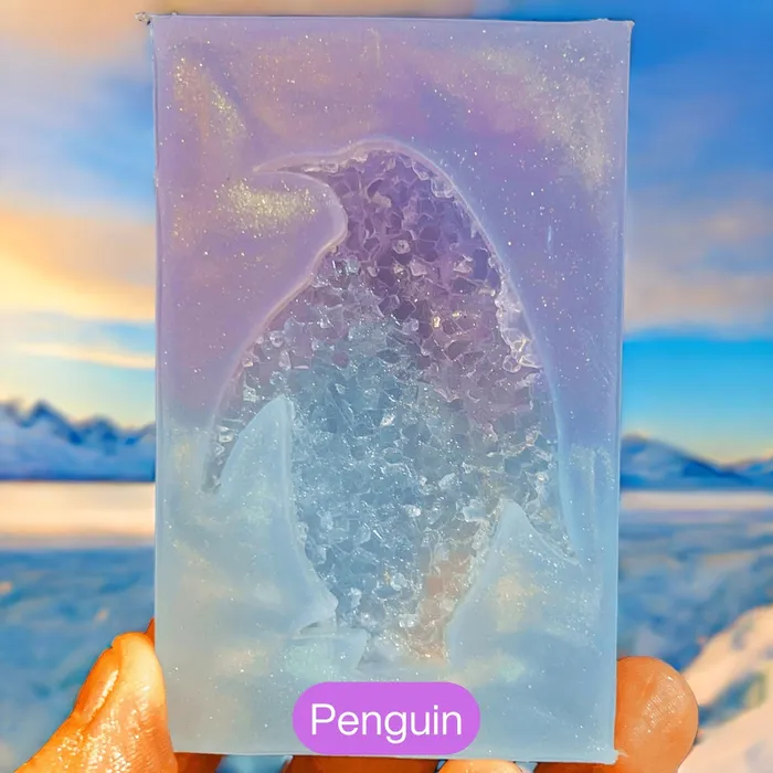 Charm Necklaces IntoResin Handmade Cluster Inlay Sea Creatures Land Animals Decorations Pendants Resin Molds