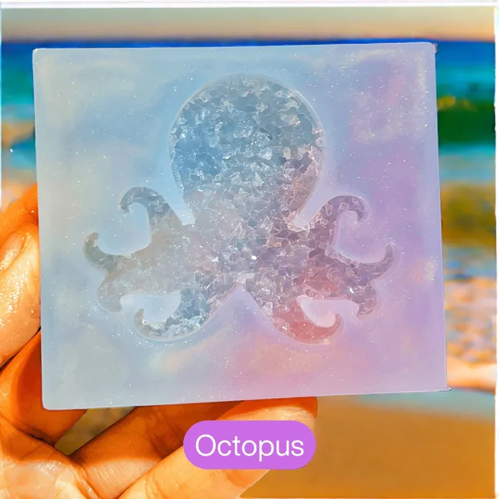 Charm Necklaces IntoResin Handmade Cluster Inlay Sea Creatures Land Animals Decorations Pendants Resin Molds