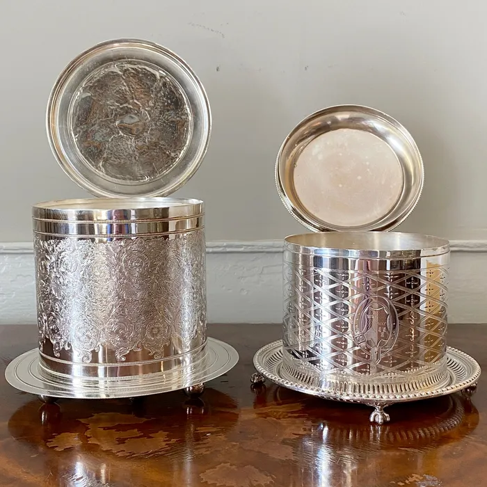 Croghans Rings Victorian English SilverPlated Engraved Crest Biscuit Box