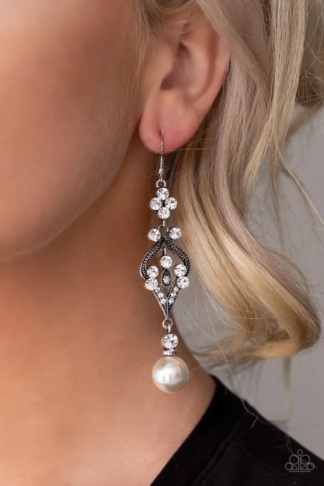 Earrings Paparazzi Jewelry Paparazzi Earring Elegantly Extravagant White