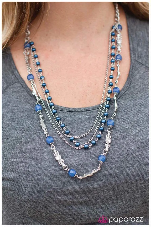 Necklaces Paparazzi Jewelry Paparazzi Necklace Frosted and Fabulous Blue