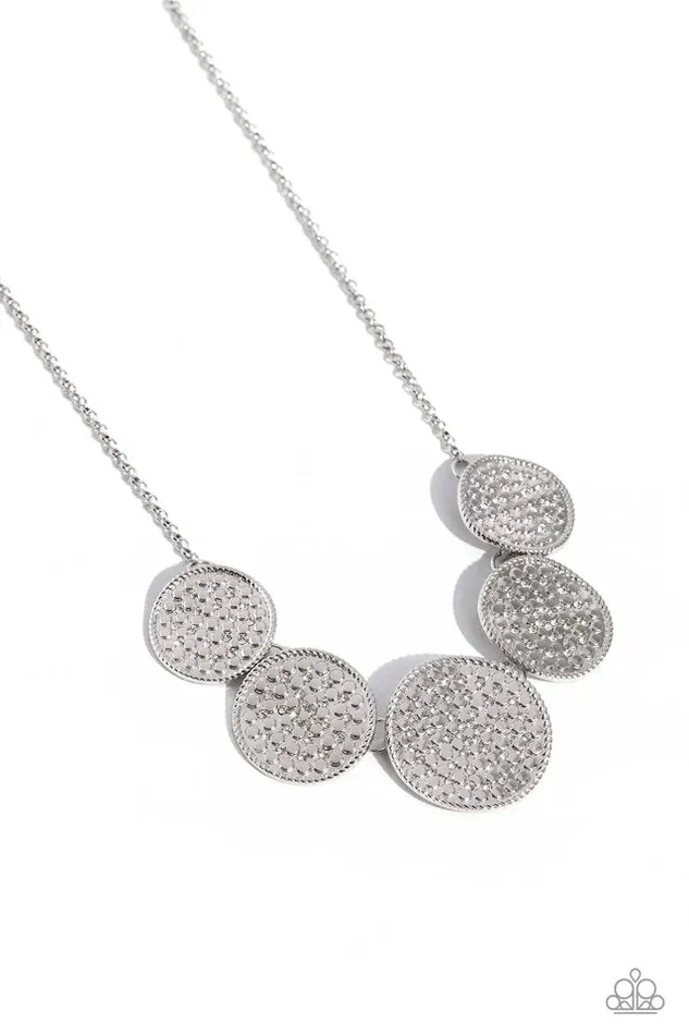 Necklaces Paparazzi Jewelry Paparazzi Necklace Medaled Mosaic White