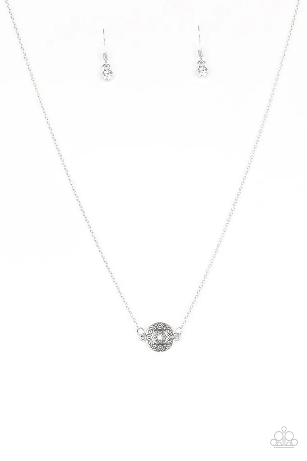 Necklaces Paparazzi Jewelry Paparazzi Necklace Pristinely Pasadena White