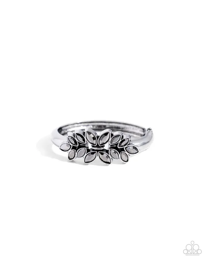 Paparazzi Bracelet Glamorously Garnished Silver Paparazzi Jewelry Bracelets Paparazzi Bracelet Glamorously Garnished Silver Paparazzi Jewelry Bracelets