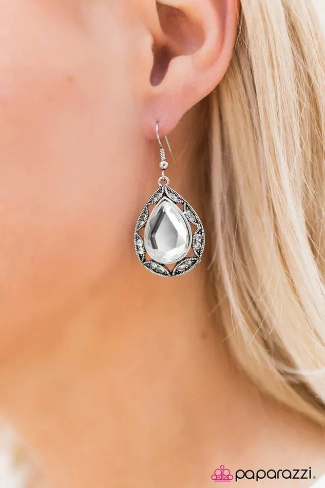 Paparazzi Earring Happy Anniversary White Paparazzi Jewelry Earrings