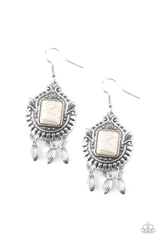 Paparazzi Earring Open Pastures White Paparazzi Jewelry Earrings