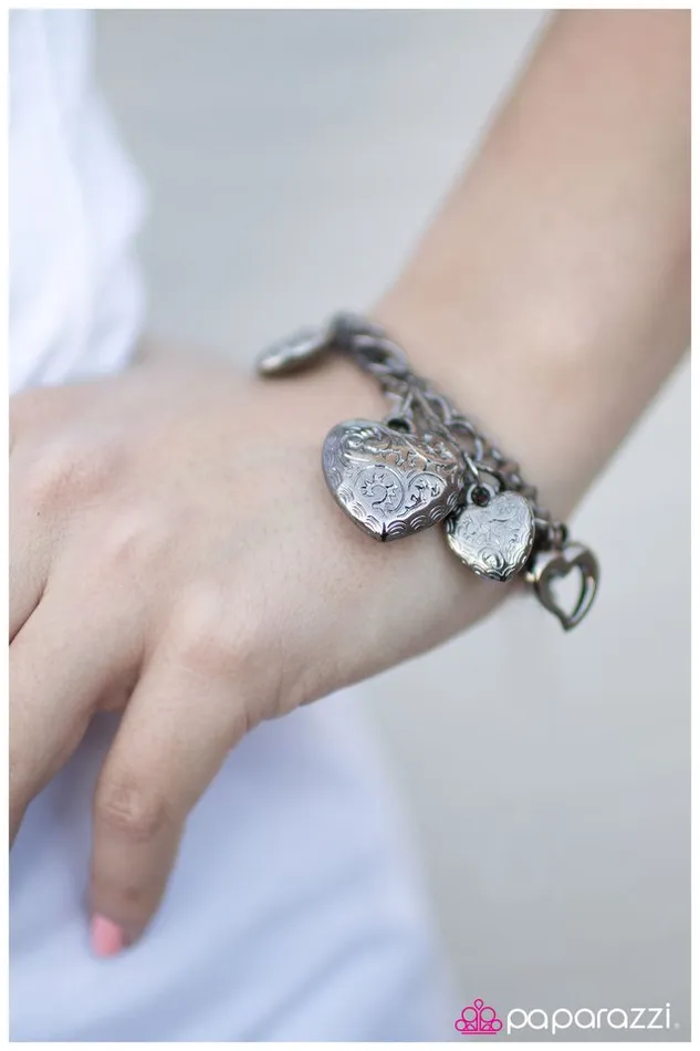 Paparazzi Jewelry Bracelets Paparazzi Bracelet Hard Not to Love Black