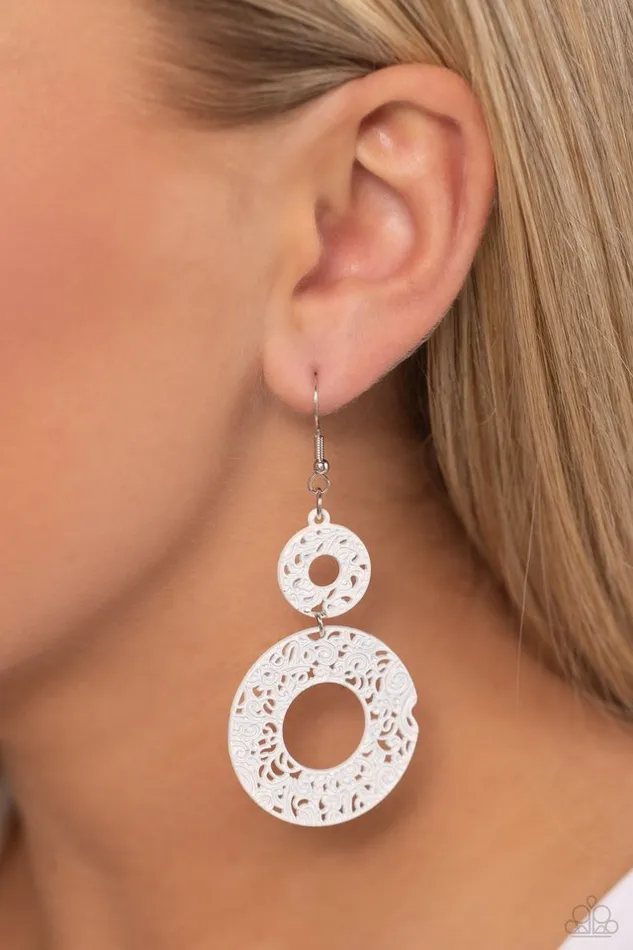 Paparazzi Jewelry Earrings Paparazzi Earring Cabo Courtyard White