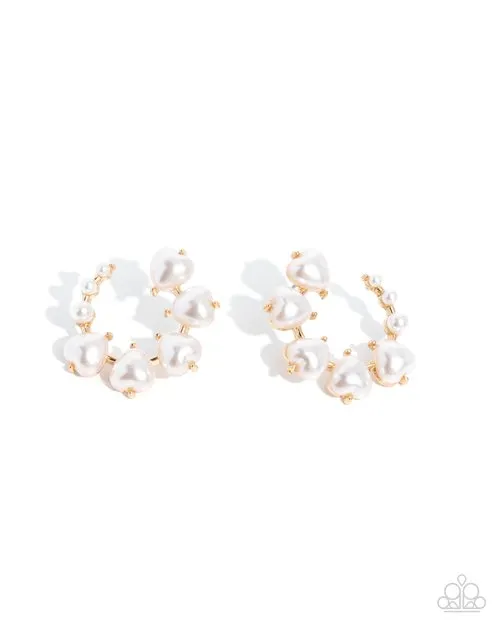 Paparazzi Jewelry Earrings Paparazzi Earring Castle Courting Gold Paparazzi Jewelry Earrings Paparazzi Earring Castle Courting Gold