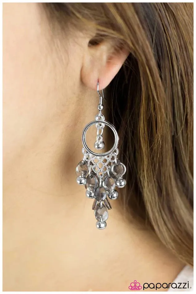 Paparazzi Jewelry Earrings Paparazzi Earring Daydreaming Silver