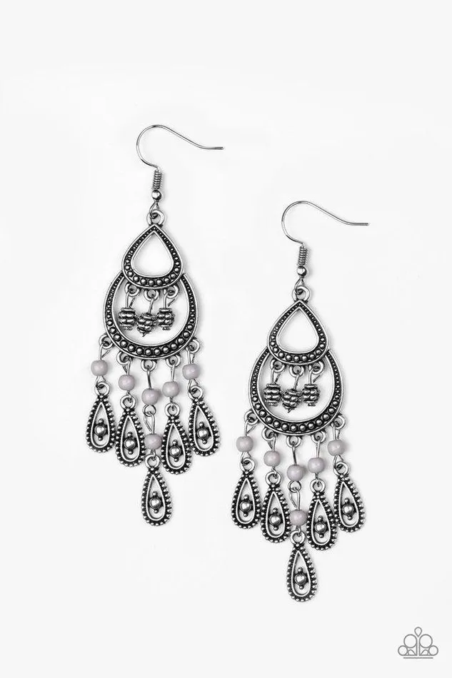 Paparazzi Jewelry Earrings Paparazzi Earring Eastern Excursion Silver