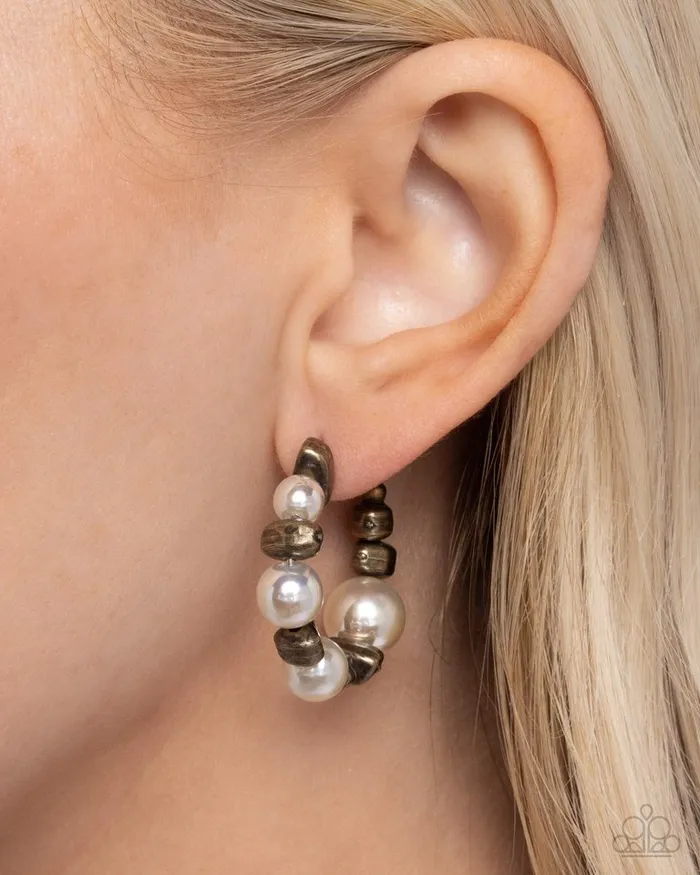 Paparazzi Jewelry Earrings Paparazzi Earring Playful Pearls Brass