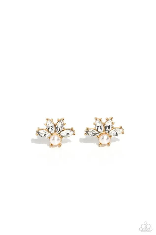 Paparazzi Jewelry Earrings Paparazzi Earring Stellar Showcase Gold Paparazzi Jewelry Earrings Paparazzi Earring Stellar Showcase Gold