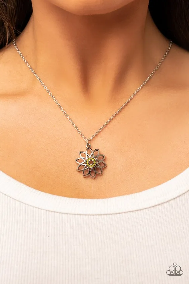 Paparazzi Jewelry Necklaces Paparazzi Necklace Farmstead Fairytale Green