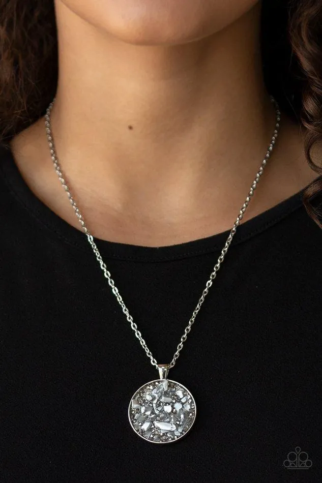 Paparazzi Jewelry Necklaces Paparazzi Necklace GLAM Crush Monday Silver Paparazzi Jewelry Necklaces Paparazzi Necklace GLAM Crush Monday Silver