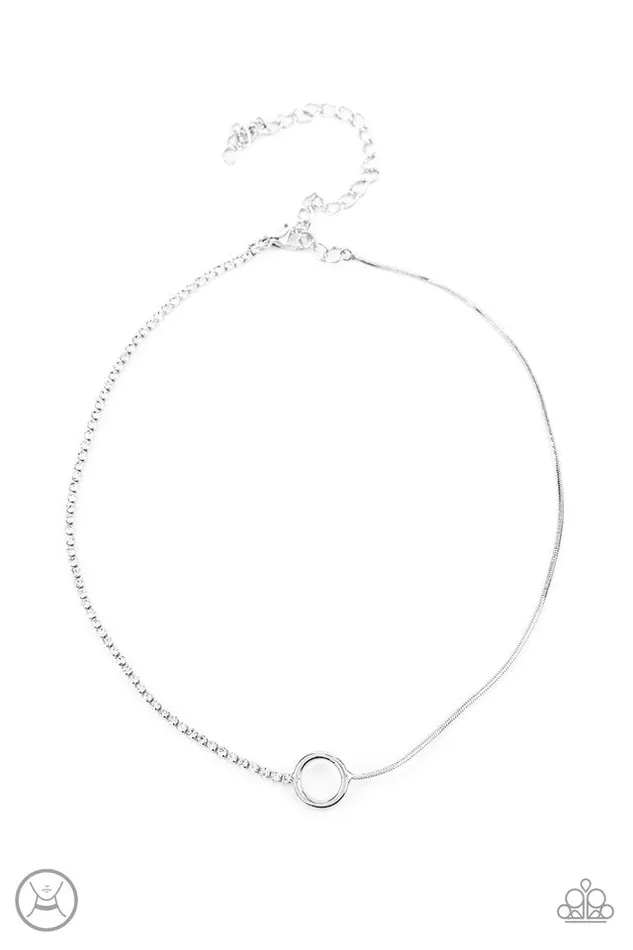 Paparazzi Jewelry Necklaces Paparazzi Necklace Gotta Split White Paparazzi Jewelry Necklaces Paparazzi Necklace Gotta Split White
