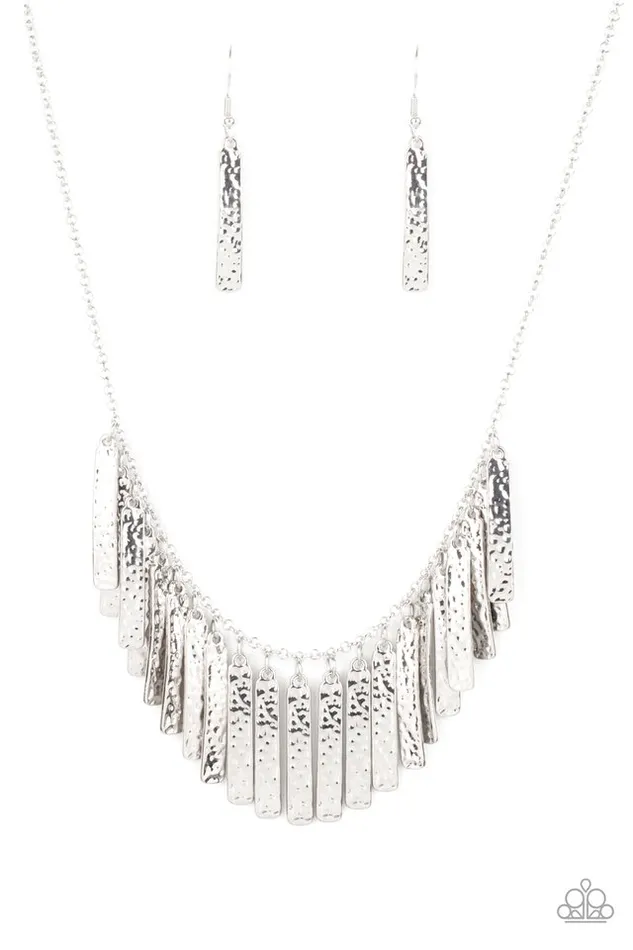 Paparazzi Jewelry Necklaces Paparazzi Necklace Metallic Muse Silver Paparazzi Jewelry Necklaces Paparazzi Necklace Metallic Muse Silver