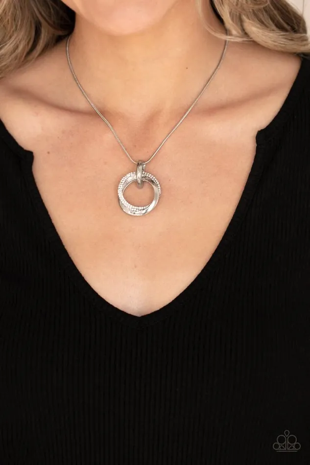 Paparazzi Jewelry Necklaces Paparazzi Necklace Sphere of Influence White