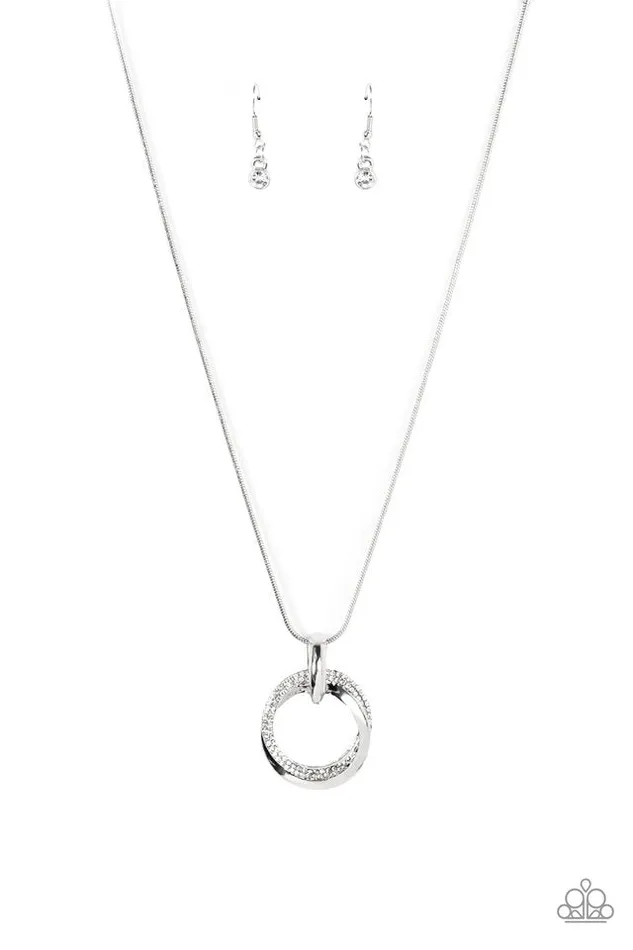 Paparazzi Jewelry Necklaces Paparazzi Necklace Sphere of Influence White Paparazzi Jewelry Necklaces Paparazzi Necklace Sphere of Influence White