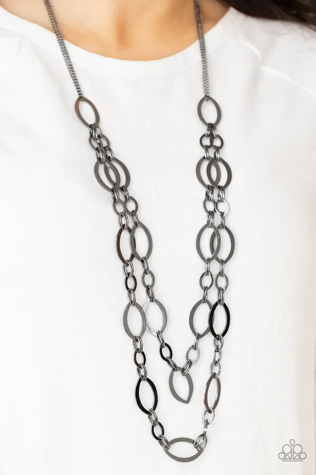 Paparazzi Jewelry Necklaces Paparazzi Necklace The OVALachiever Black