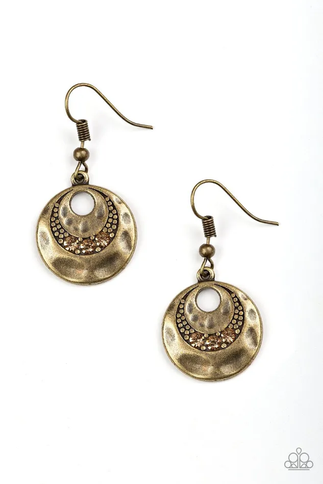 Paparazzi Jewelry Paparazzi Earring Hard CACHE Brass Earrings