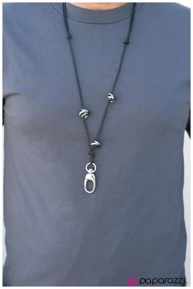 Paparazzi Jewelry Paparazzi Necklace The Working Man Black Necklaces