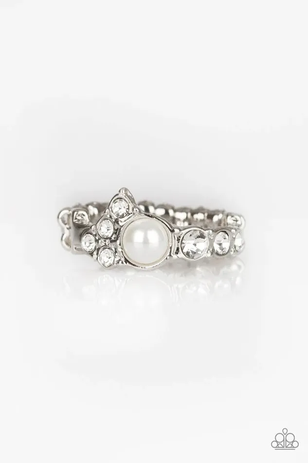Paparazzi Jewelry Rings Paparazzi Ring Center Stage Celebrity White