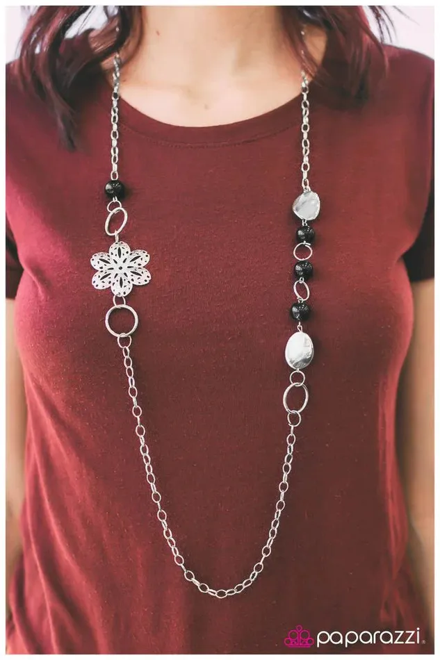 Paparazzi Necklace Not So Ordinary Black Paparazzi Jewelry Necklaces