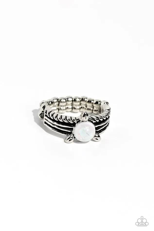 Paparazzi Ring Sinuous Spotlight White Paparazzi Jewelry Rings Paparazzi Ring Sinuous Spotlight White Paparazzi Jewelry Rings