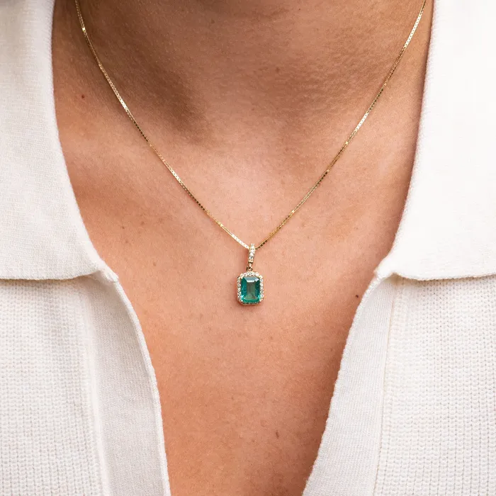 RG Necklaces 14k Emerald Diamond Necklace