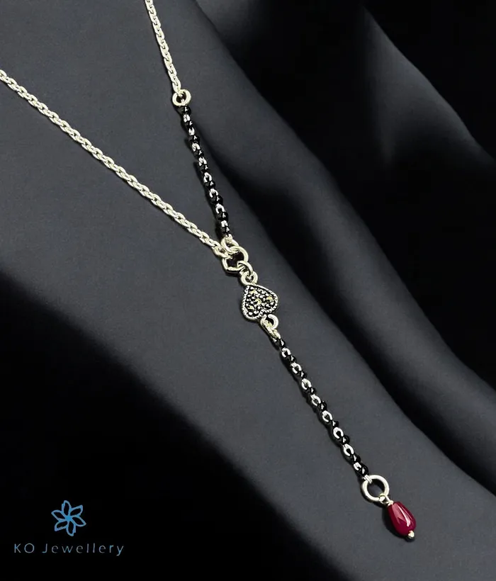 Bharati Necklaces The Vinila Silver Lariat Mangalsutra Necklace