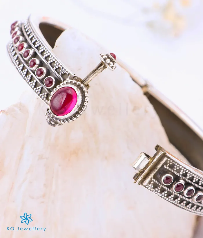 Bracelets The Amira Silver Gemstone KadaBracelet RedSize 24 Gemstone