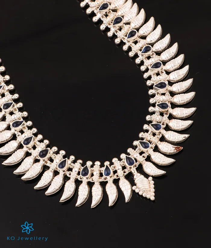Necklaces Silversmith The Malligai Arumbumalai Antique Silver Necklace LongBlue