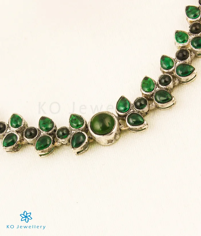 The Aroha Silver Kempu Necklace GreenOxidised Silversmith Necklaces