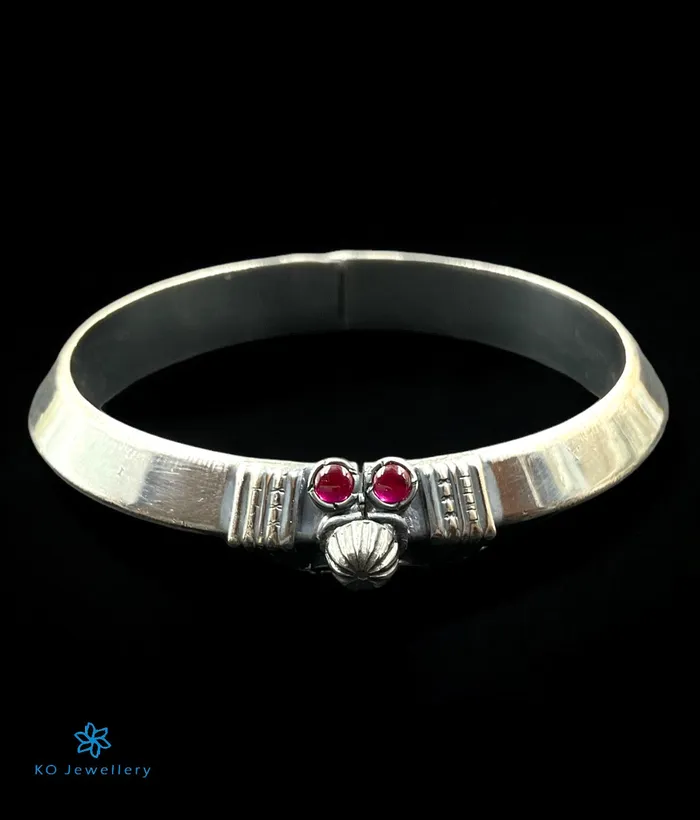 The Sharika Silver Antique Openable BraceletOxidisedSize22242628 Silversmith Bracelets