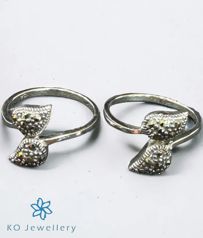 The Twin Leaf Silver Marcasite ToeRings Front Open Marcasite Rings