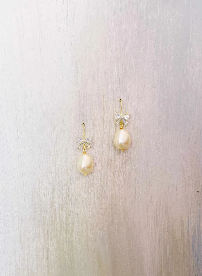 twigs honey Earrings Crystal bow and pearl drop earrings Style 2314