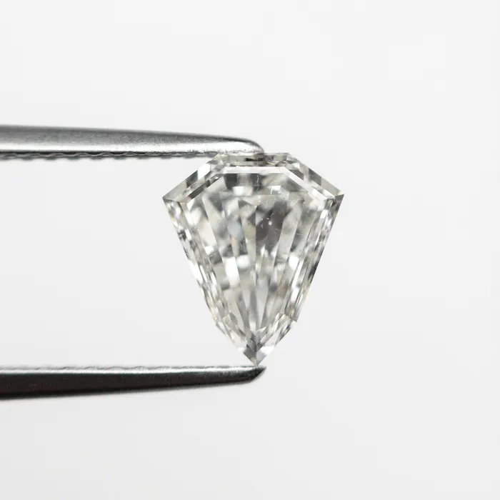 109ct 776x665x318mm SI2 H Shield Step Cut 1949201 Misfit Diamonds Rings