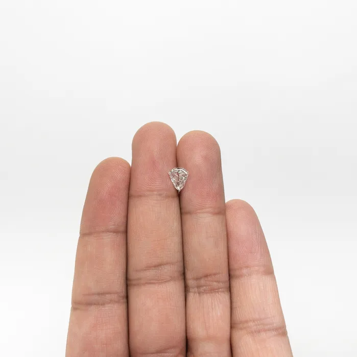 109ct 776x665x318mm SI2 H Shield Step Cut 1949201 Misfit Diamonds Rings
