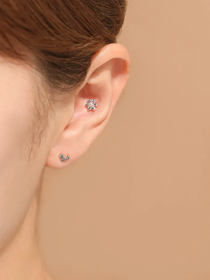 14K Gold Moissanite Colored Lovely Flower Cartilage Earring 20G18G16G MinimalBijoux Earrings